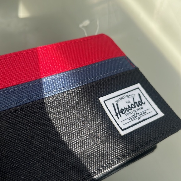 Herschel Bifold Three Tone Canvas Wallet - Picture 2 of 4